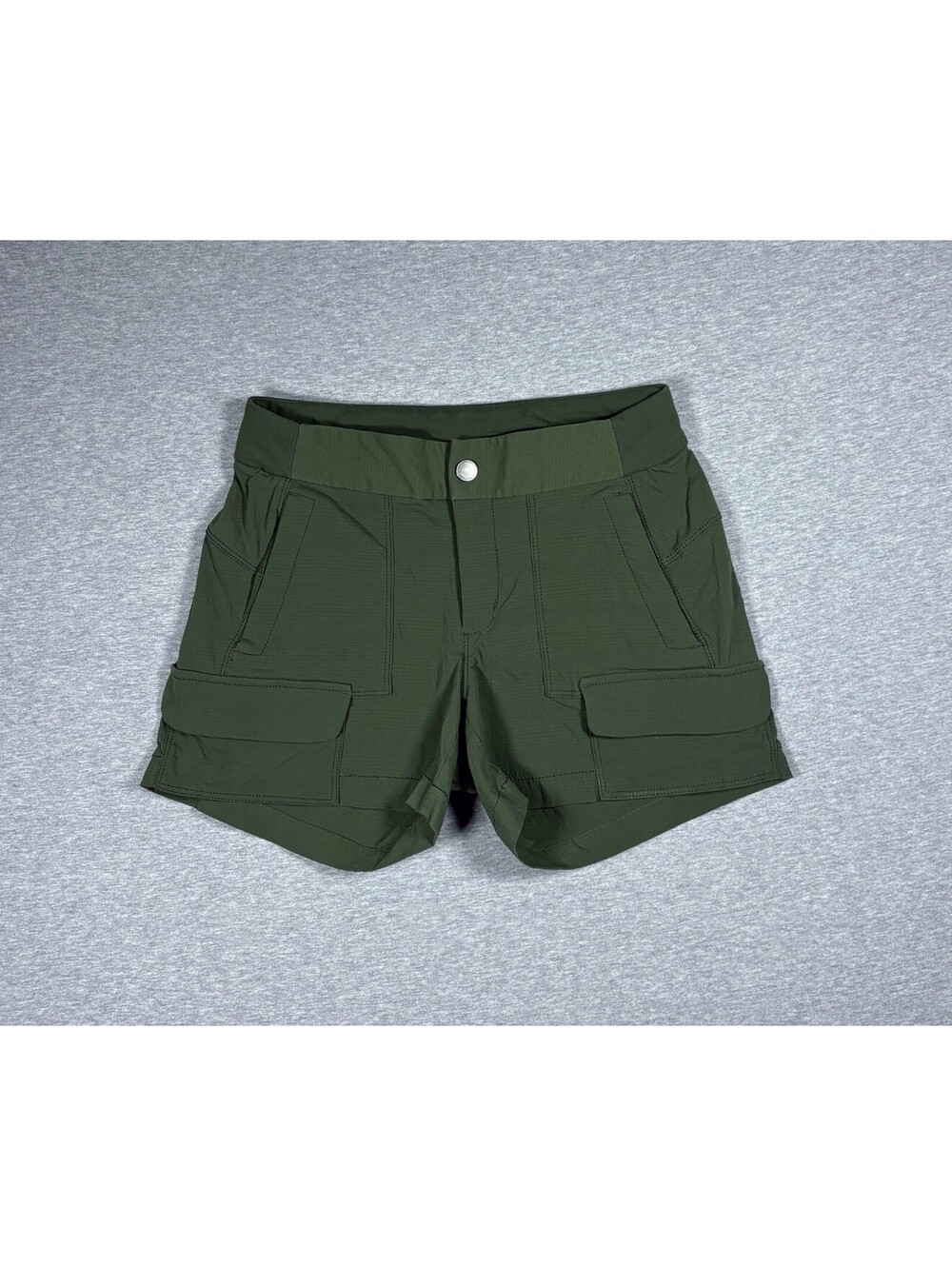 Athleta Trekkie Cargo Shorts Women’s Size 2 Green Gorpcore Hiking Athletic